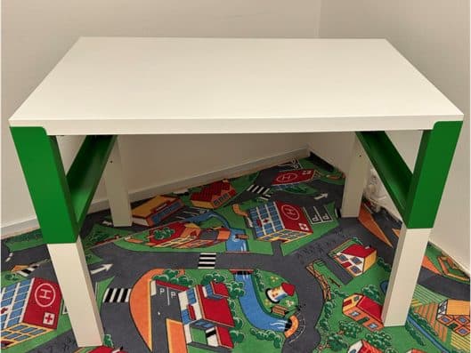 Dětský psací stůl IKEA PÅHL s nastavitelnou výškou