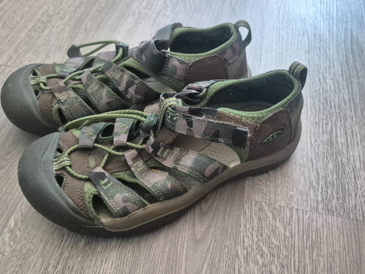 Dětské sandály Keen s maskáčovým vzorem