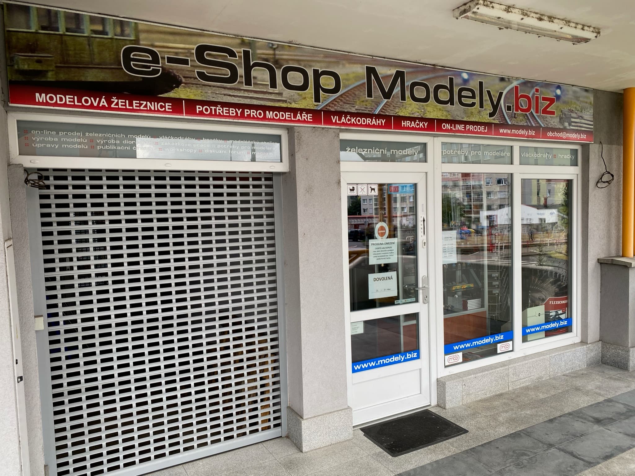 Modely.biz