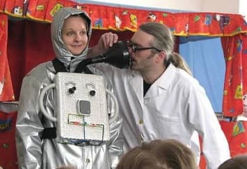 Divadlo pro děti: O porouchaném robotovi